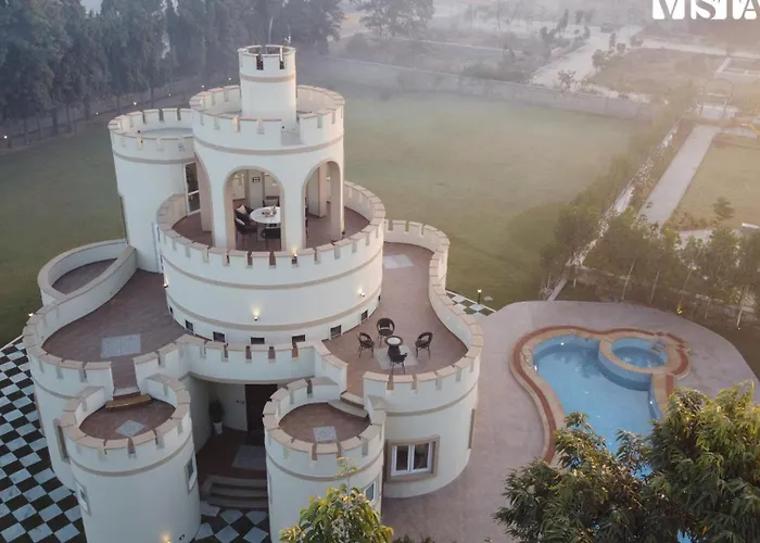 Stayvista\'S Mystic Castle With Terrace, Swimming Pool, Lawn With Gazebo